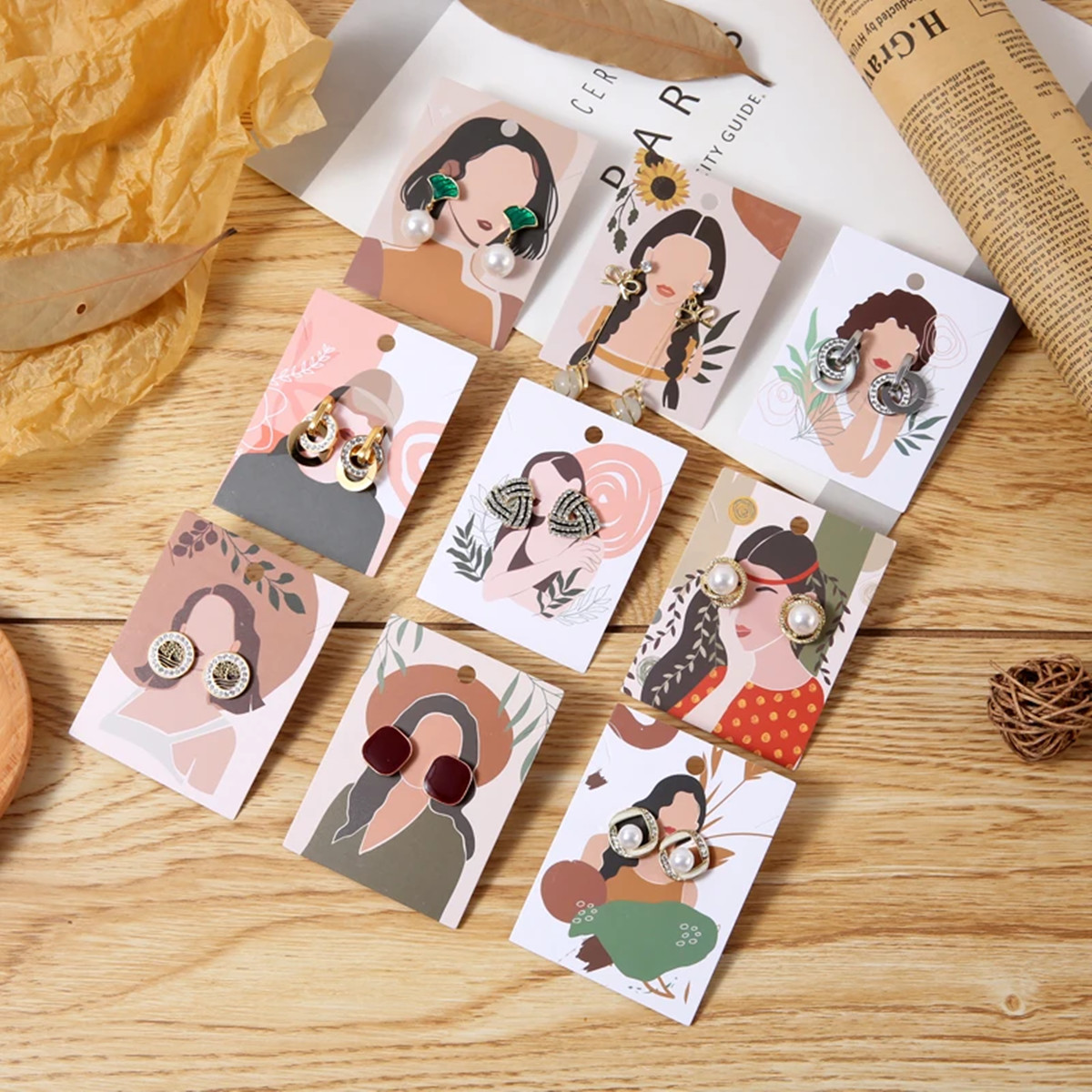 การ์ดแสดงผลต่างหูแบบสุ่ม 20 แบ - Cardstock Paper Pack บทวิจารณ์และราคา
